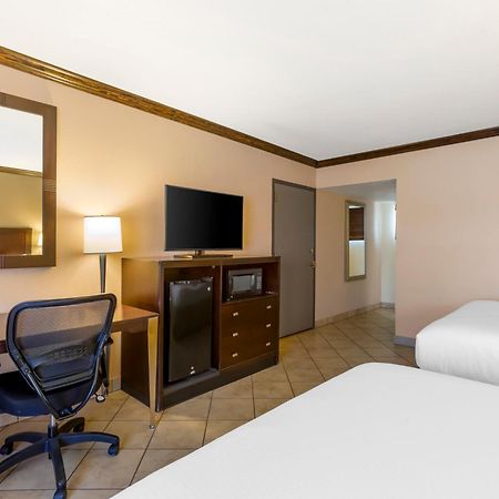Best Western Plus Raton Hotel Exterior foto